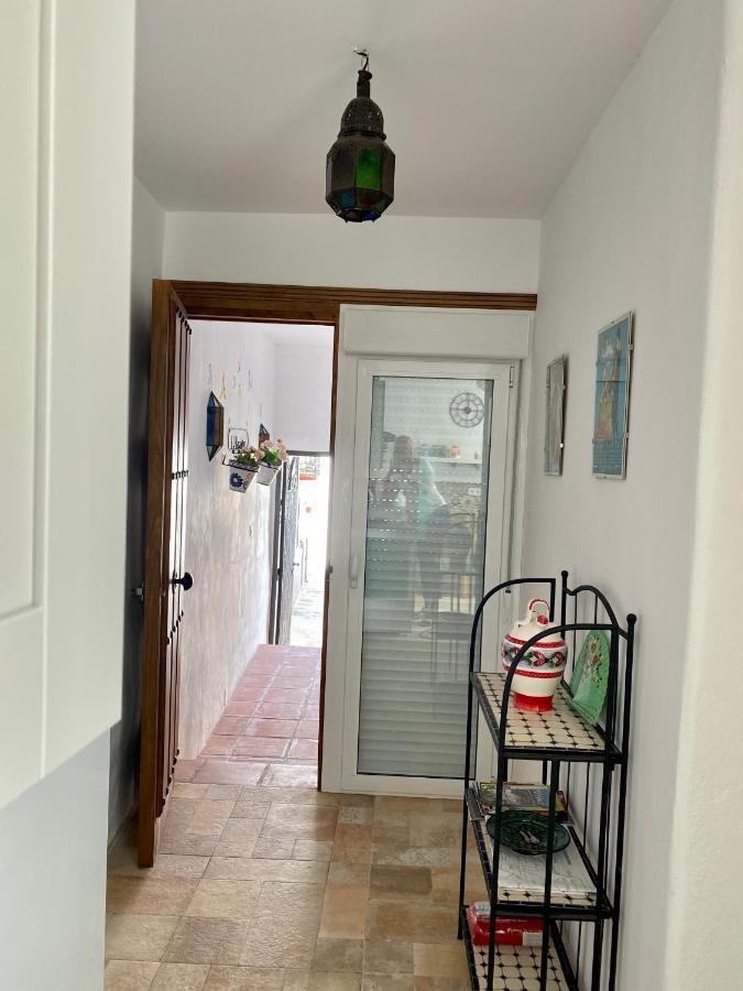 Cheerful One Bedroom Townhouse With Patio Archez Exterior photo